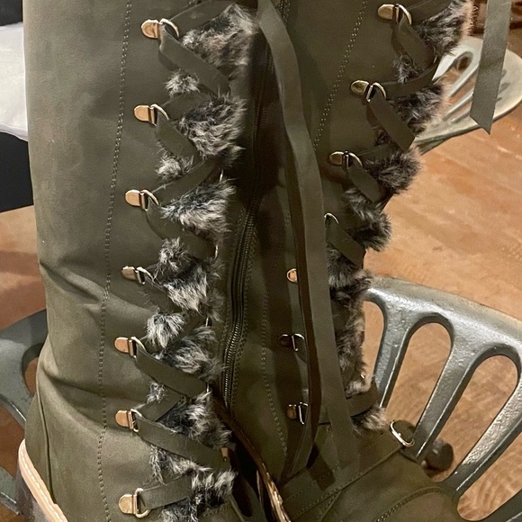 Very cool boho knee high combat lace-up plus zipper boots 8 1/2. SOLD!! - Picture 2 of 7